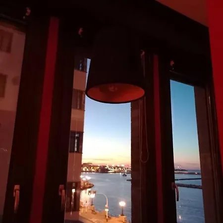 Apartment Eclettico/lungomare E Centro Storico Bari