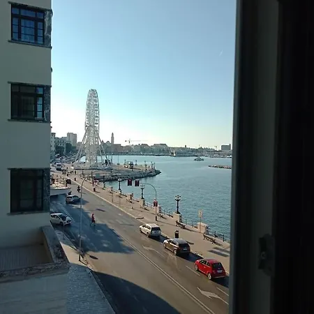 Apartment Eclettico/lungomare E Centro Storico Bari
