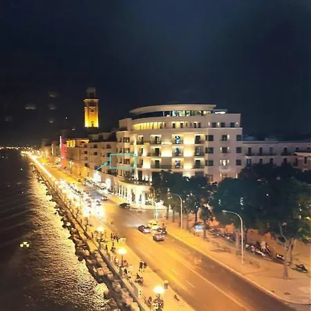 Eclettico/lungomare E Centro Storico